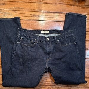 GAP Men's Deep Indigo Straight Jeans